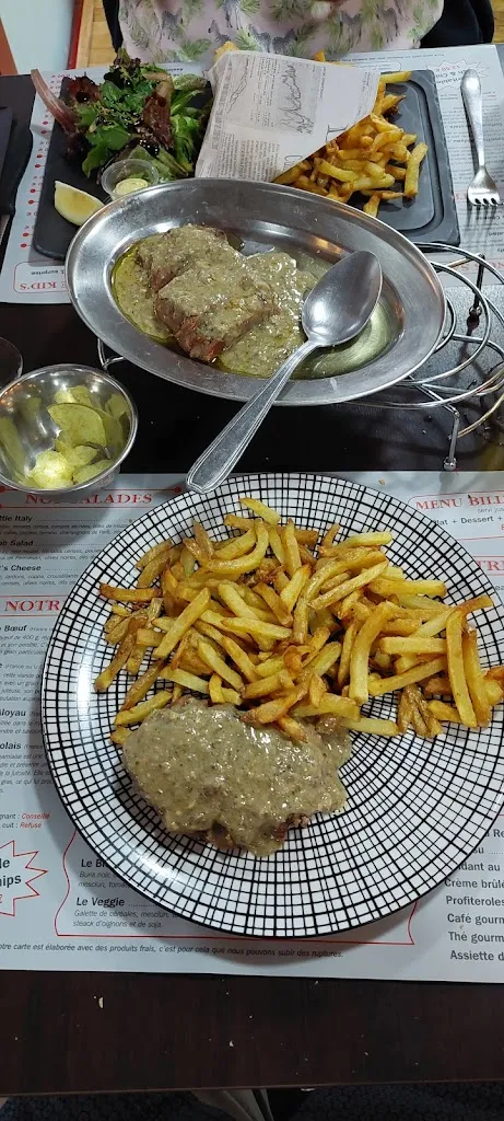 David Spencer_Hollywood Café_Nontron_review