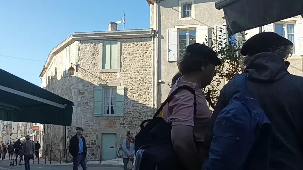 Le Bacchus_Nontron_slider_image_2