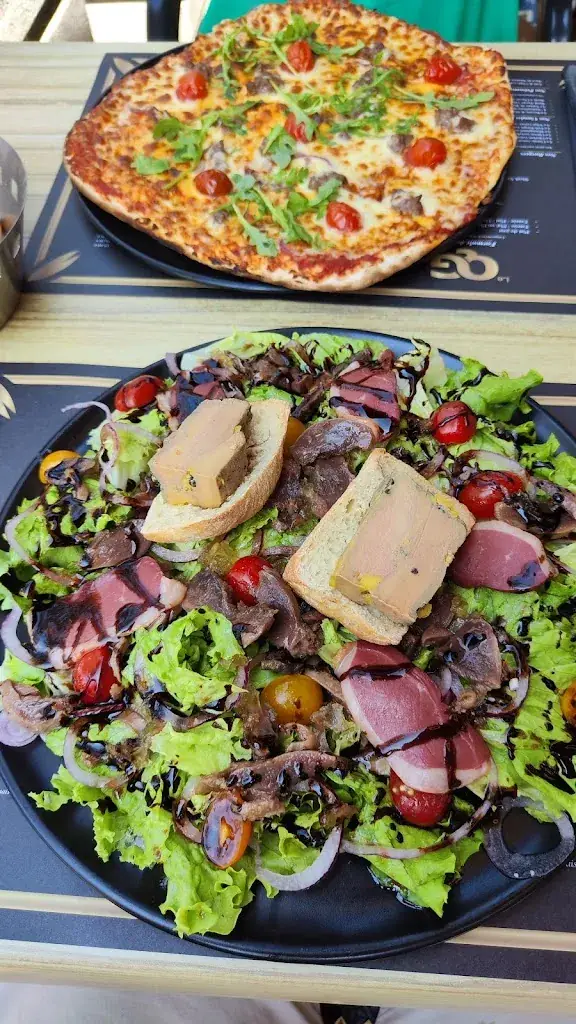 Brasserie Le QG_Nontron_slider_image_2