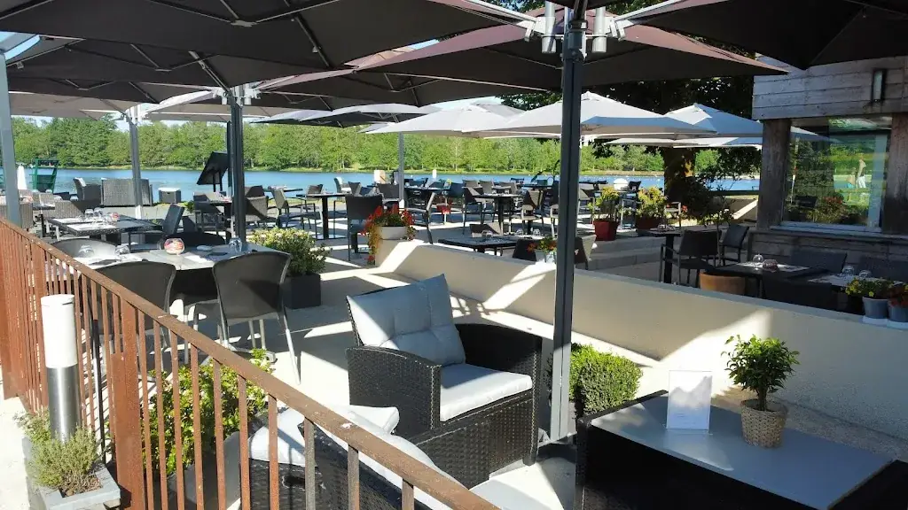 Le Moulin Du Grand Etang_Saint-Estèphe_slider_image_1