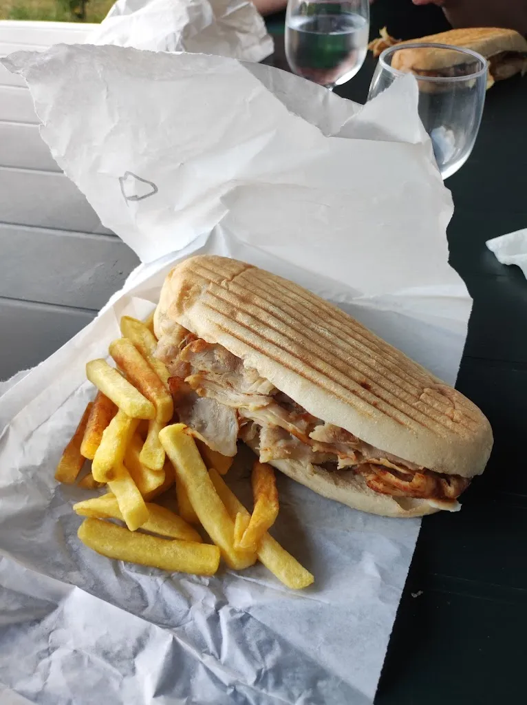 Dounia Kebab_Nontron_slider_image_2