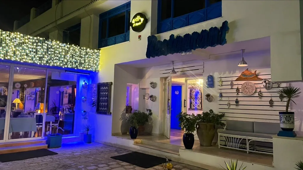 Woodley Jean MICHEL TV_Restaurant El Pescador_Tunisia_review