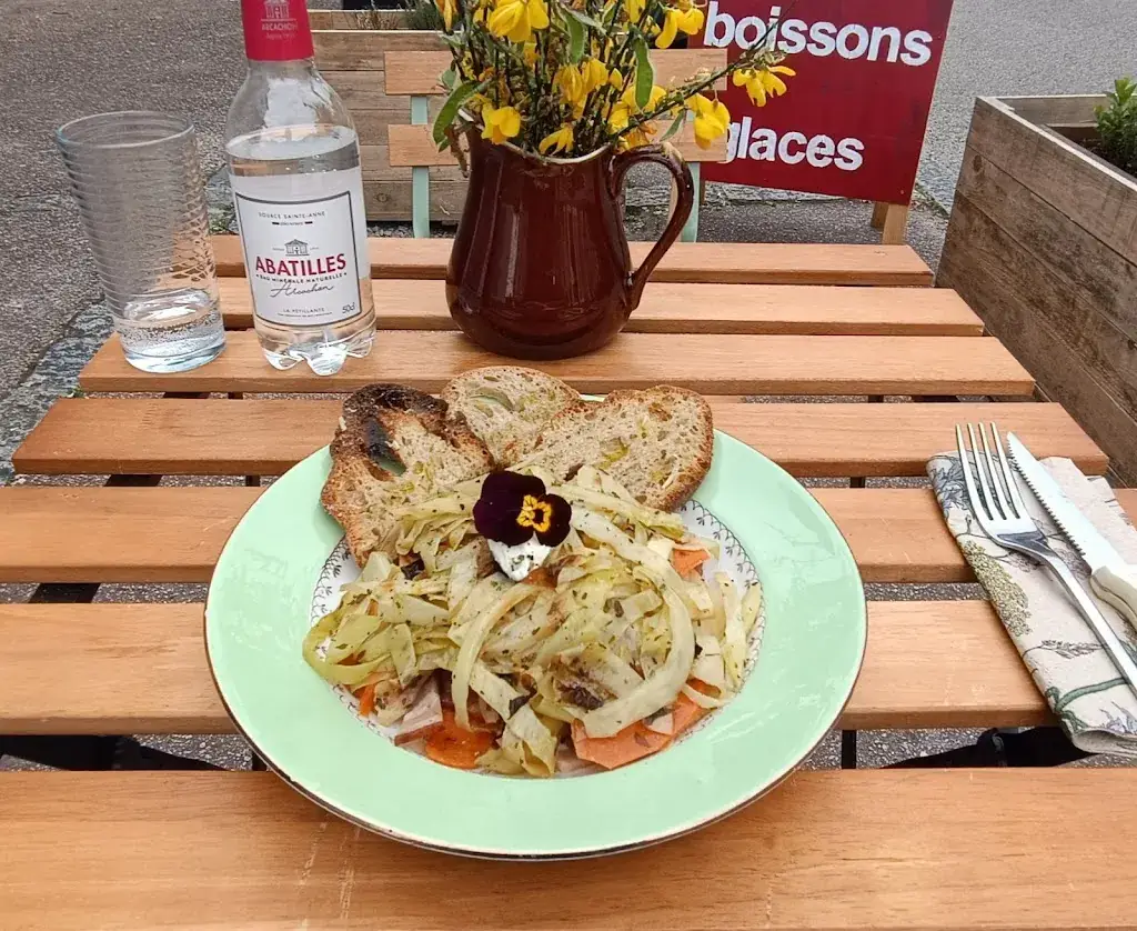 Bobien Tje_L'épicerie d'Oradour & Le Restaurant de l'épicerie_Oradour-sur-Glane_recensione