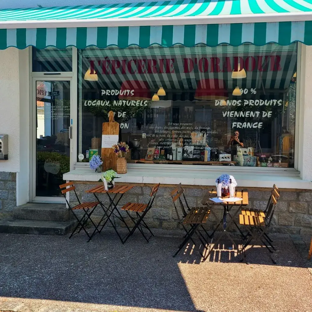 L'épicerie d'Oradour & Le Restaurant de l'épicerie ristorante a Oradour-sur-Glane