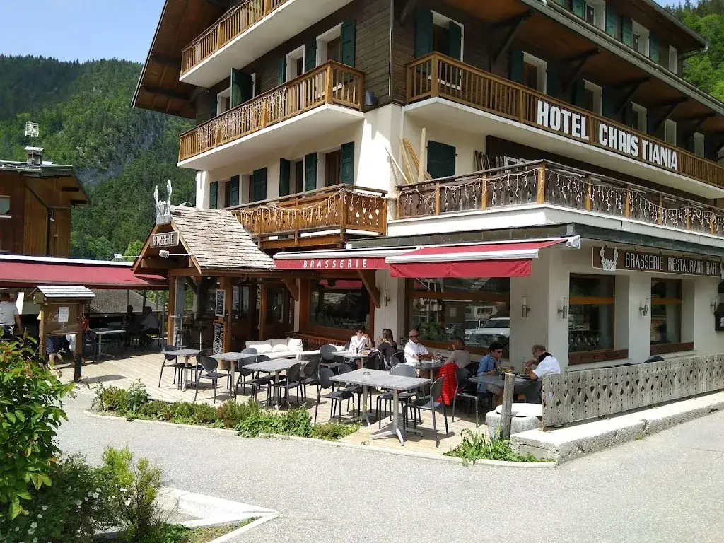 fergus grant_Restaurant Le Bistro_Clusaz_recensione