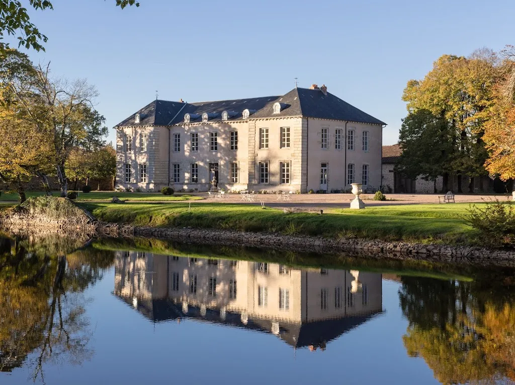 Chateau de LAPLAUD_Oradour_slider_image_1