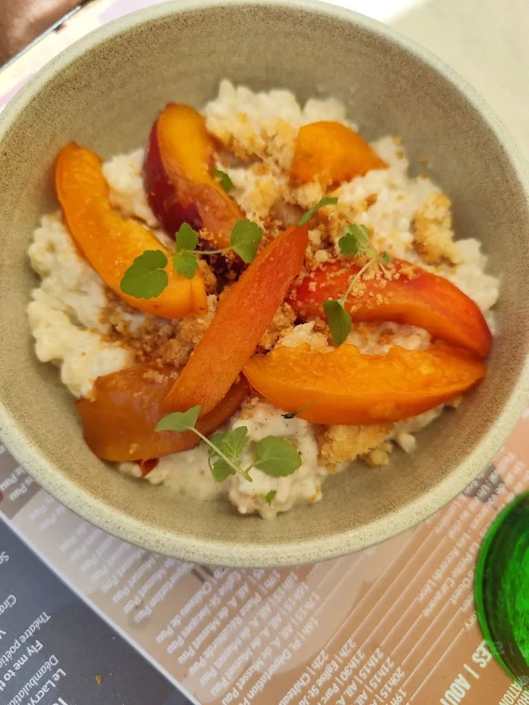 Yo ML_Les Pyrénées_Pau_recensione