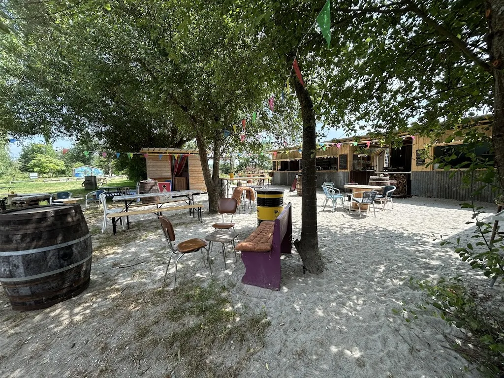 Le Port du Lys_Salignac-sur-Charente_slider_image_3