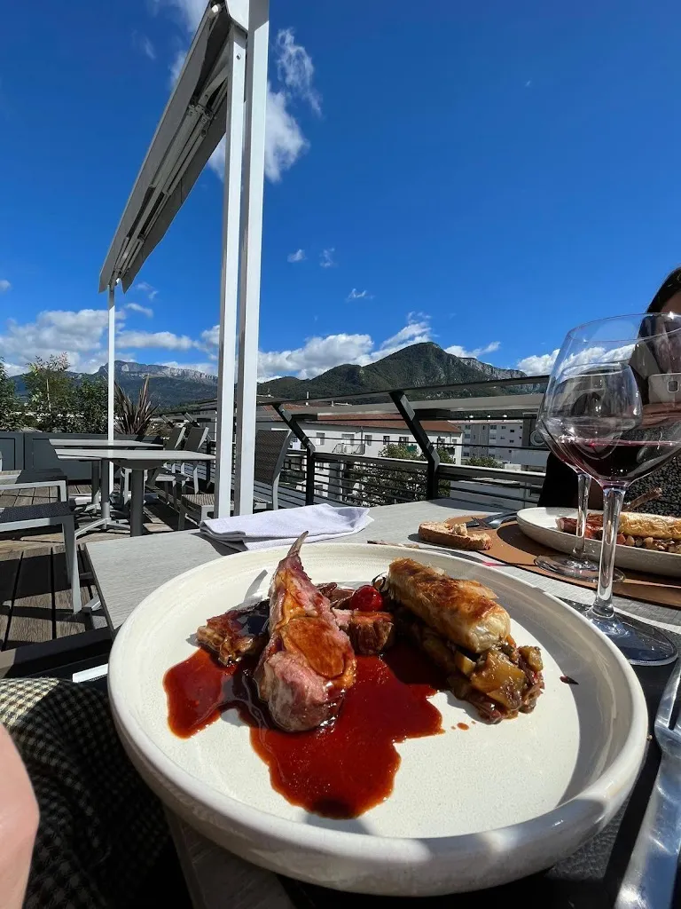 Là-Haut Restaurant Annecy_Annecy_slider_image_2