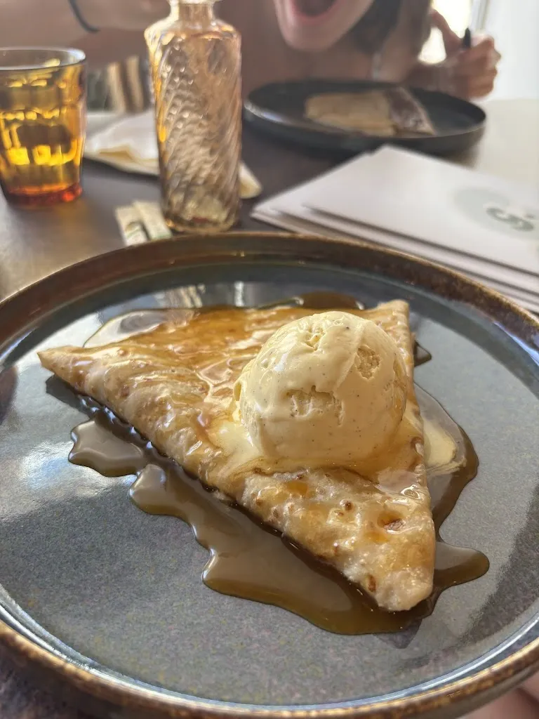 Chloé Girardot Gauthier_Gaston_Orthez_review