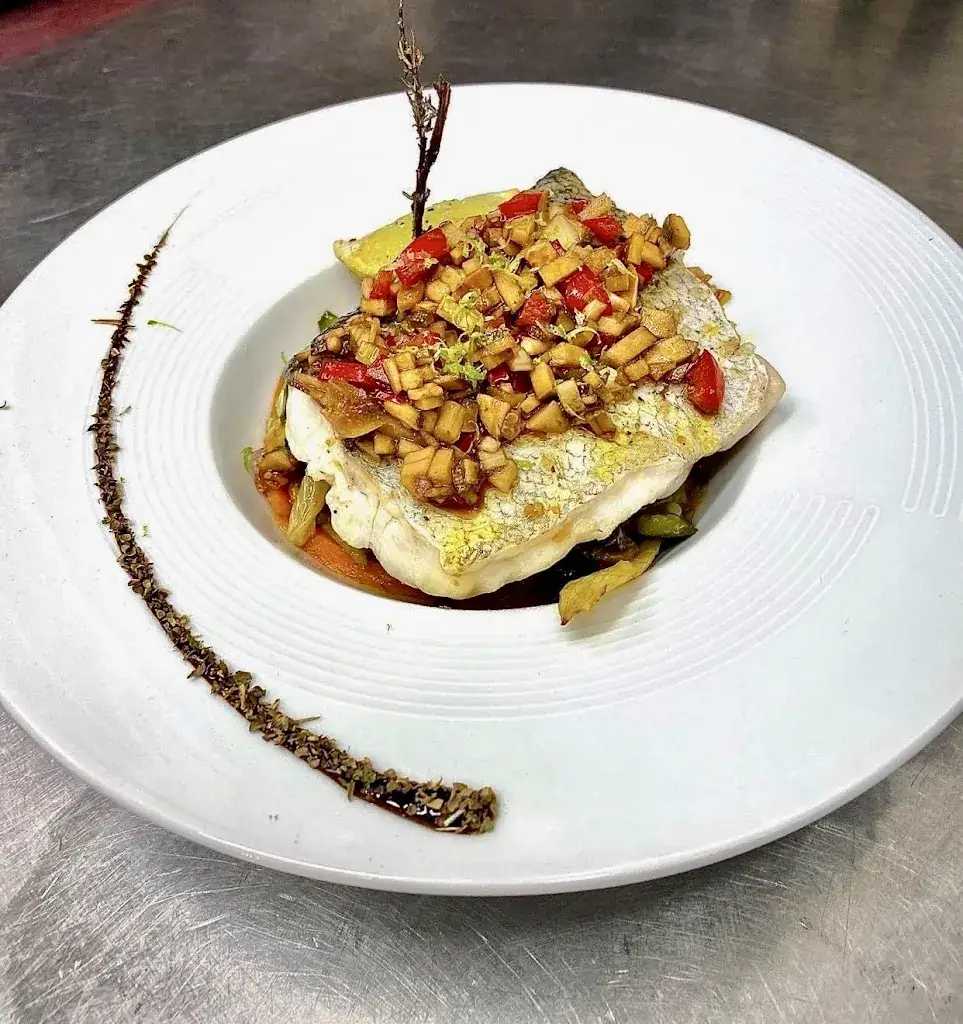 Chez Bertin - Café De La Place Armes_Orthez_slider_image_2