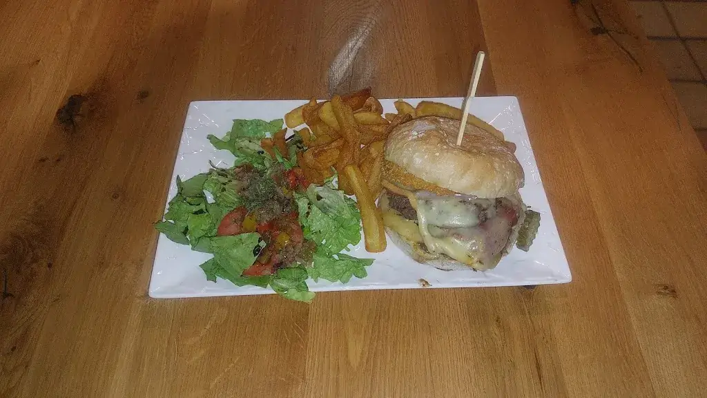 Batcave Orthez_Orthez_slider_image_3