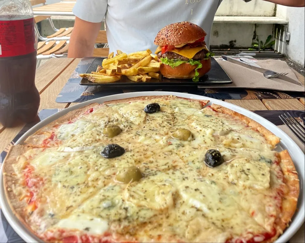 Cristina FJ_Burger's & Soul Food_Orthez_review