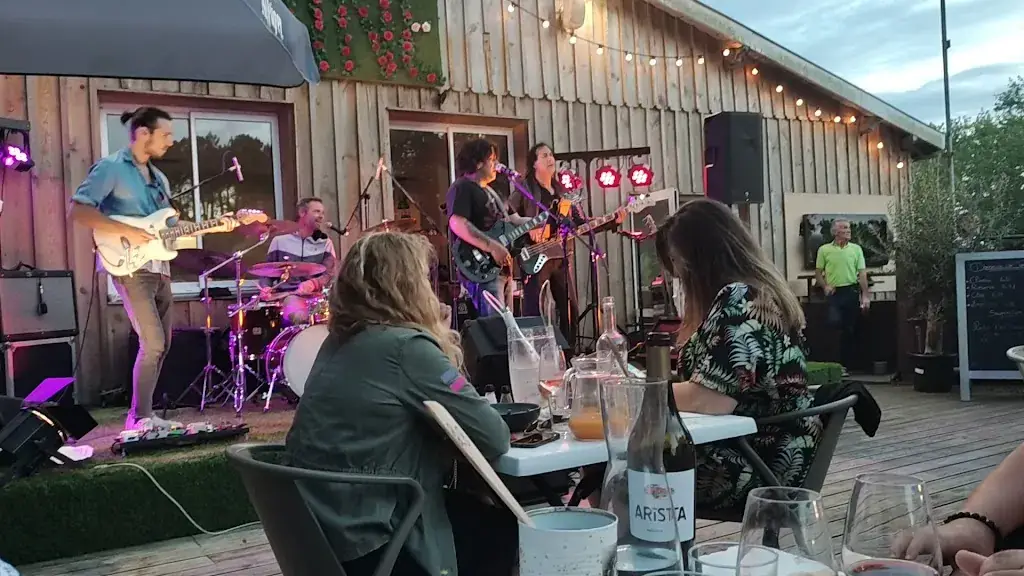 Rose & Joséphine_Parentis-en-Born_slider_image_2