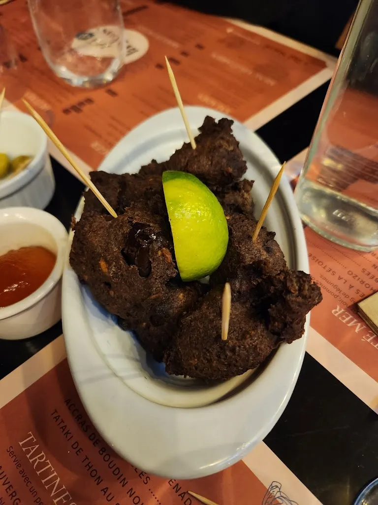 Florian Best_Ici et là-bas_Chambon-sur-Lignon_Bewertung