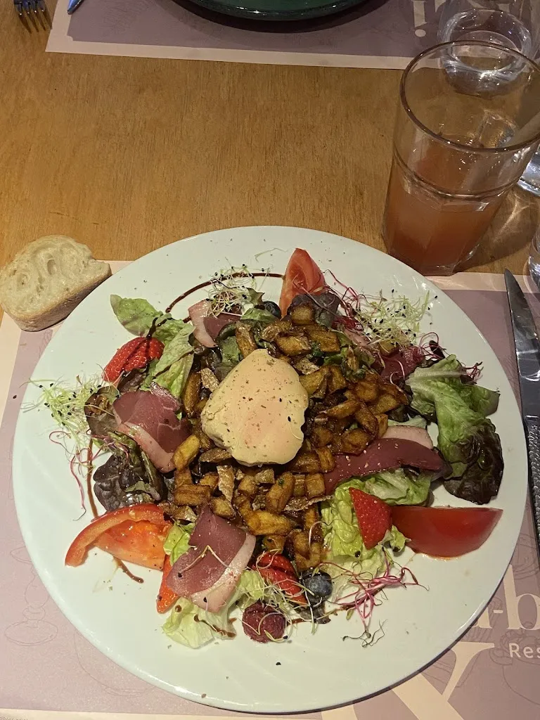 ema james_Ici et là-bas_Chambon-sur-Lignon_Bewertung