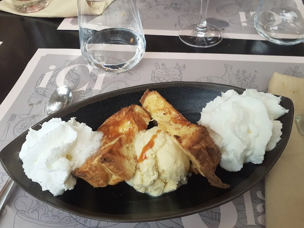 Ici et là-bas_Chambon-sur-Lignon_slider_image_3