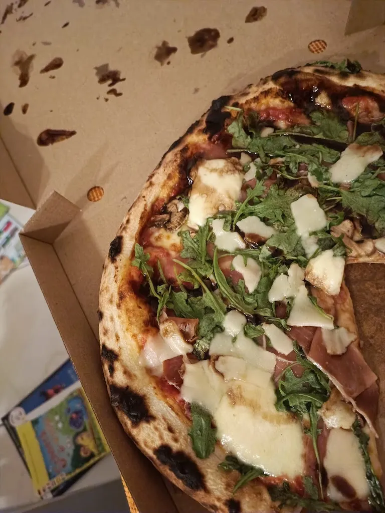 Maeva Maccario_Oliv'Pizza_Parentis-en-Born_recensione