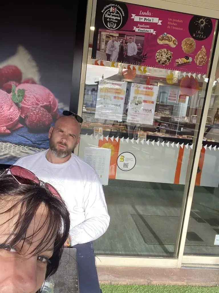 Max FG Paris_Patisserie Bled Frédéric_Parentis-en-Born_review