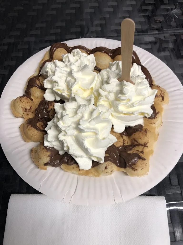 Menu_PMC- Bubble Land’_Parentis-en-Born_image_3