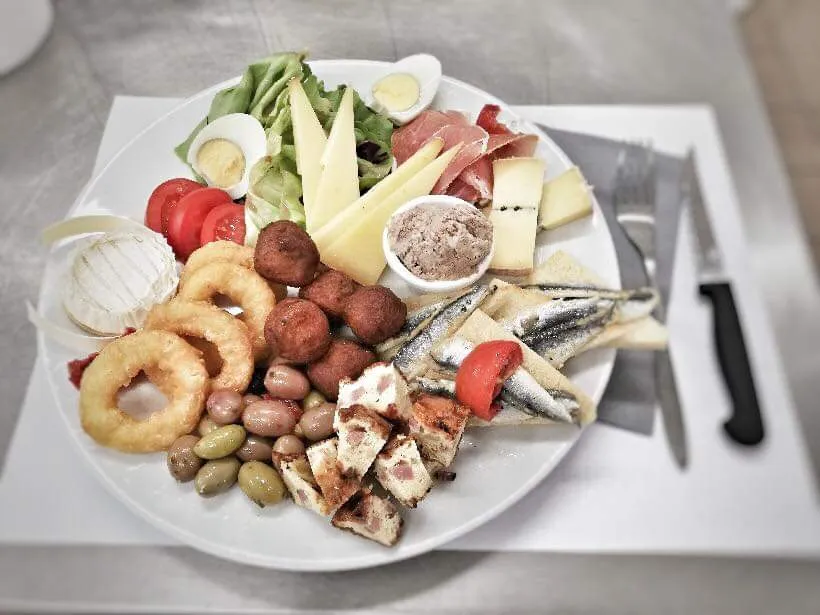 Funtastik restaurant in Peujard