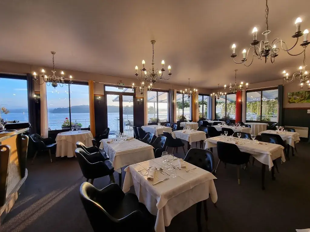 Restaurant La Caravelle Vassivière_Peyrat-le-Château_slider_image_1
