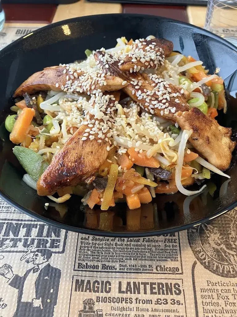 Colette Degardin_Atrium Café Restaurant_Piégut-Pluviers_review