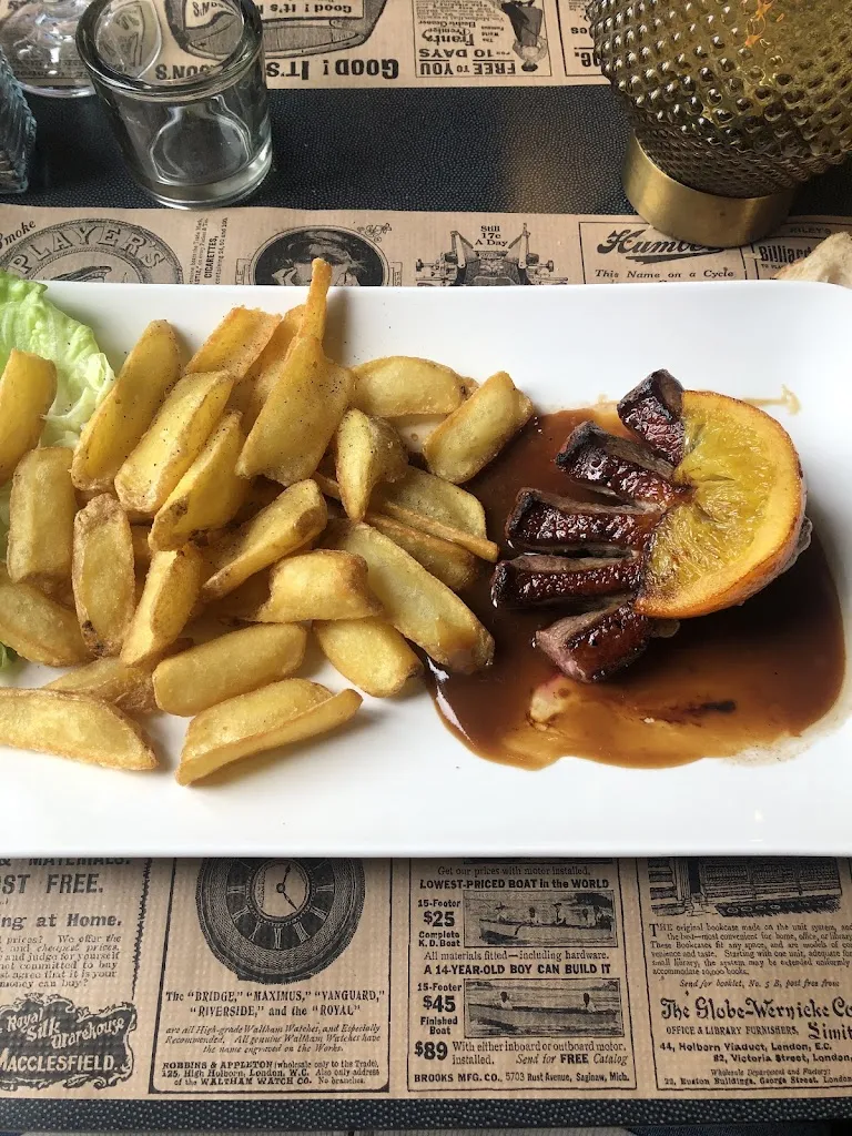 Menu_The Crazy Frog_Saint-Estèphe_image_3