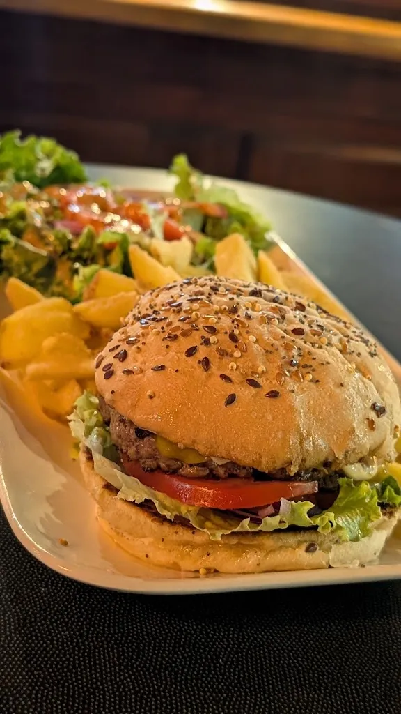 Stuart Ritchie_The Crazy Frog_Saint-Estèphe_review