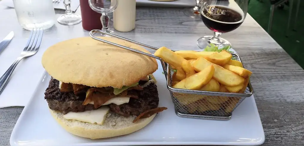 Restaurant l'Eldorado_Pompaire_slider_image_2