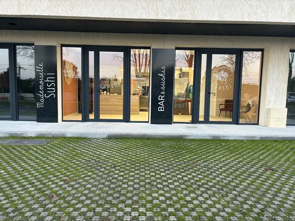 Mademoiselle Sushi Pompignac restaurant in Pompignac