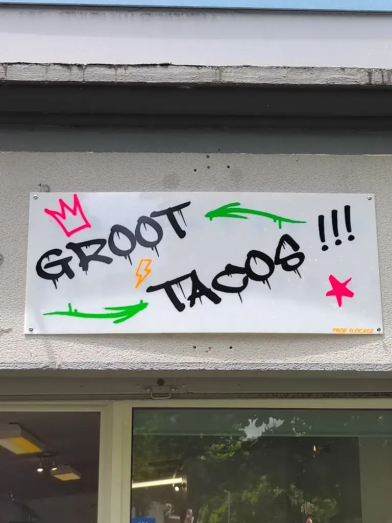 Snack Chez Groott Restaurant in Pomarez