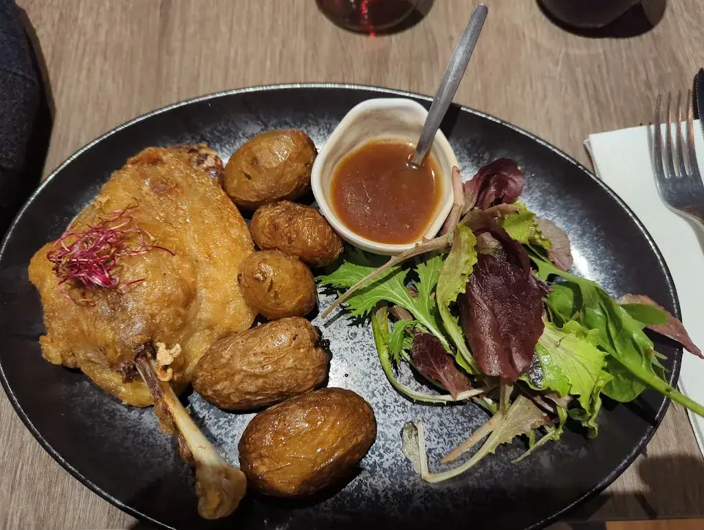 Jorge Restrepo_Le Saint Louis_Périgueux_review