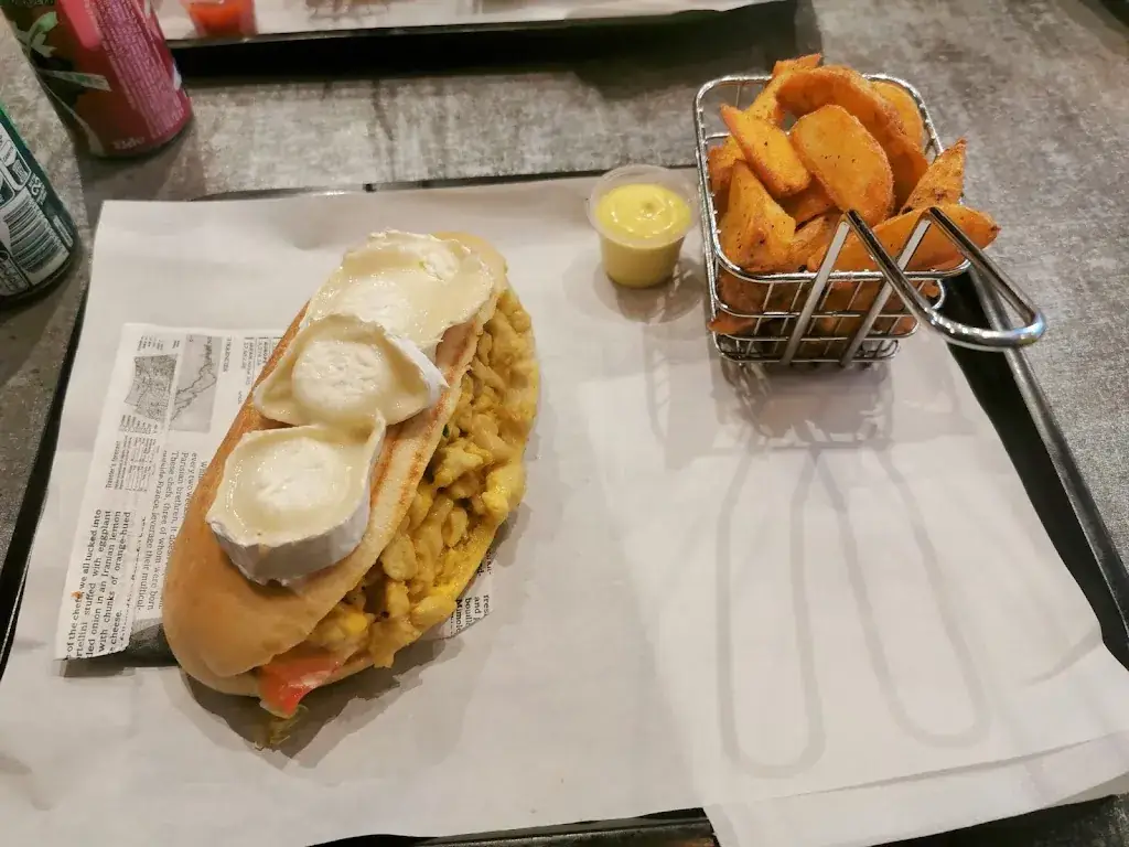 Le 34 Food Factory_Cendre_slider_image_3