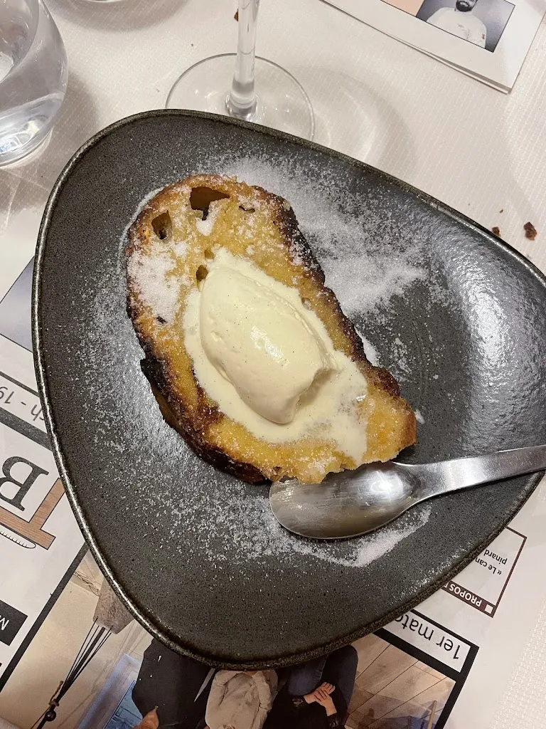 Manon Peyrard_le terroir des bons vivants_Cendre_review