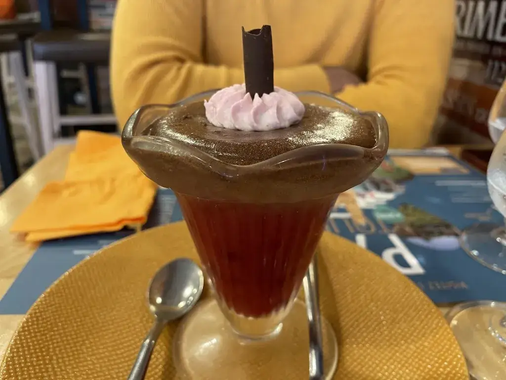 Zebenzui González_Le bouche à oreille_Périgueux_review