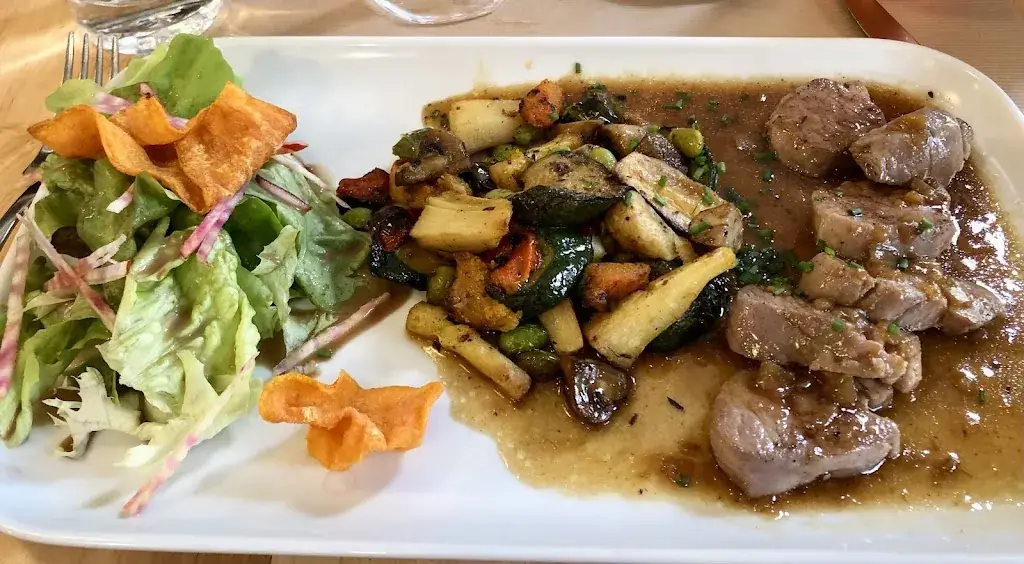 Le bouche à oreille_Périgueux_slider_image_2