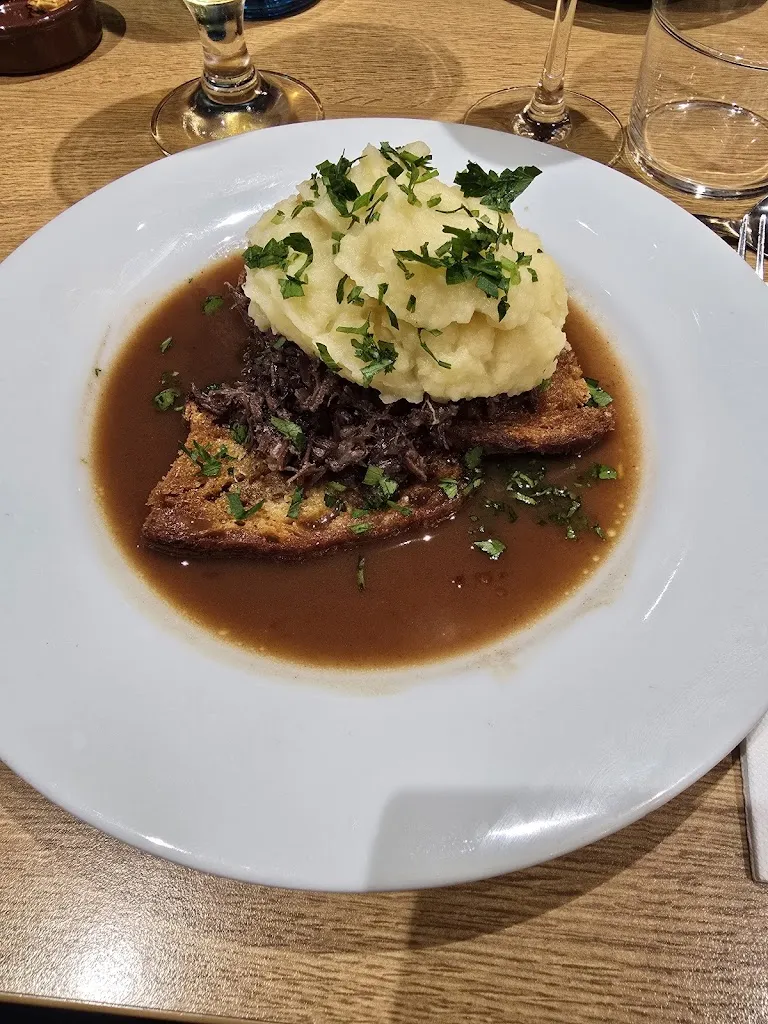 Alexis AUGER_Au Bassin_Périgueux_review