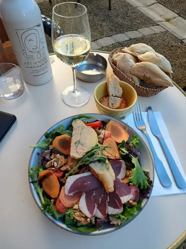 Diane Harmeling_La Fabrik_Périgueux_review