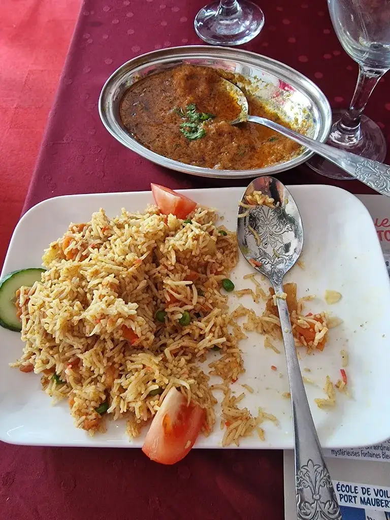 Taj Mahal Pons_Pons_slider_image_1