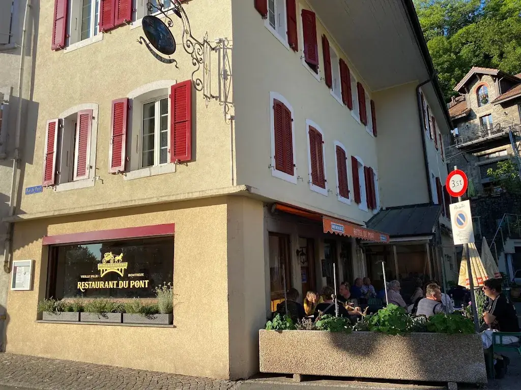 Du Pont restaurant in Montreux