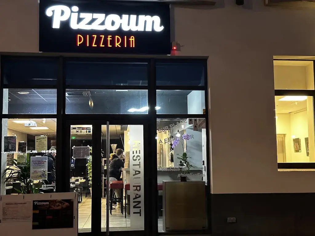 Pizzeria Pizzoum_Cendre_slider_image_1
