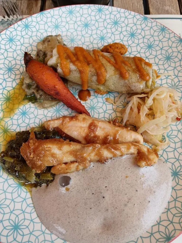 Ivan CHARRA_Le Trèfle À Quatre Feuilles_Langeac_review