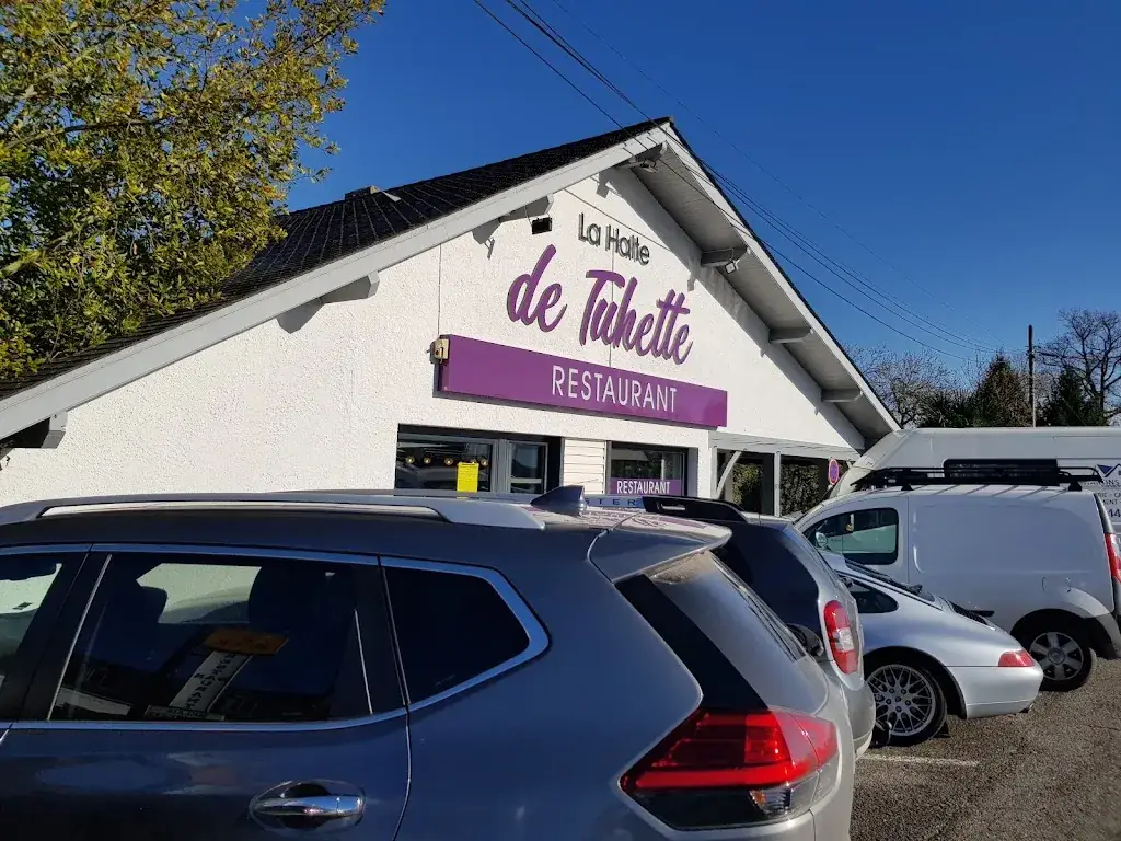 La Halte de Tuhette_Espoey_slider_image_1