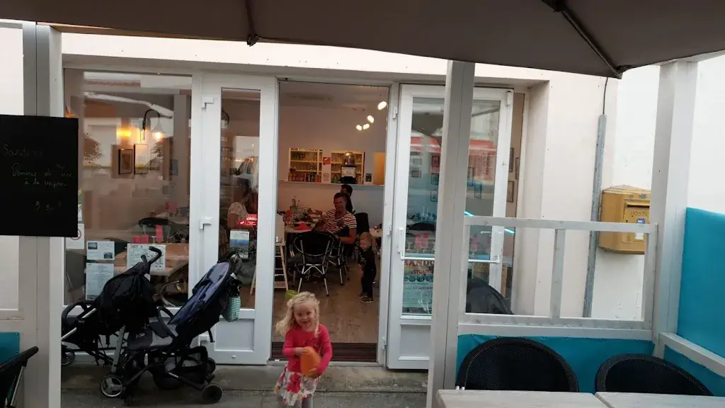 Sebas v Assen_Au Cap de Bonne Espérance_Port-des-Barques_review