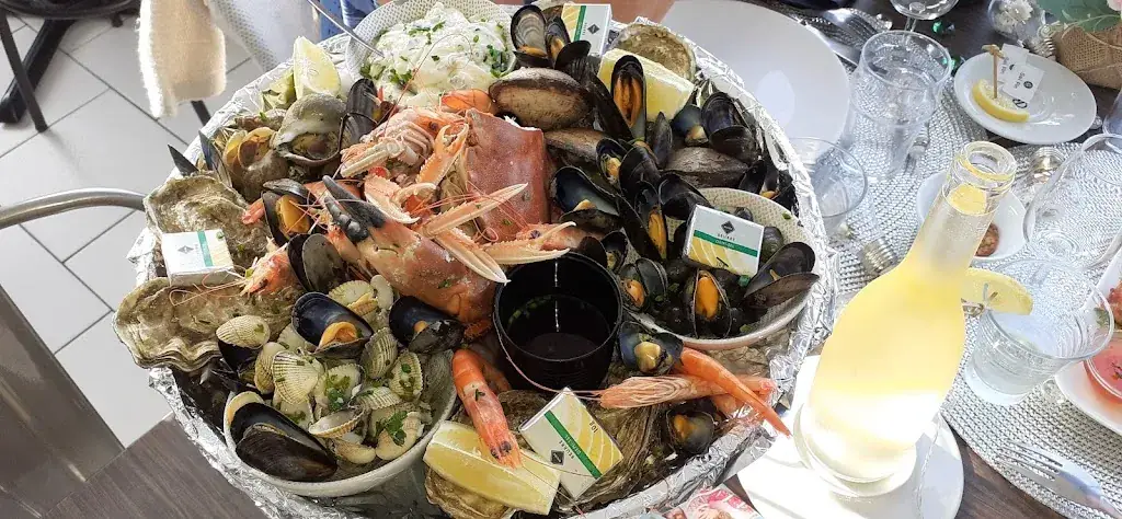 Menu_Restaurant La Marine Chez Christy - Cuisine traditionnelle avec des notes de cuisine créole_Port-des-Barques_immagine_9