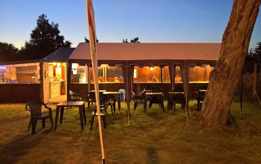 La Cabane Du Lac_Port-des-Barques_slider_image_3