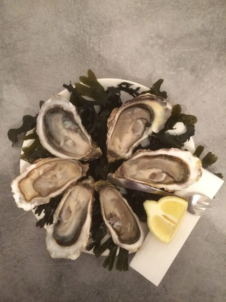 L'embarcadère_Port-des-Barques_slider_image_2