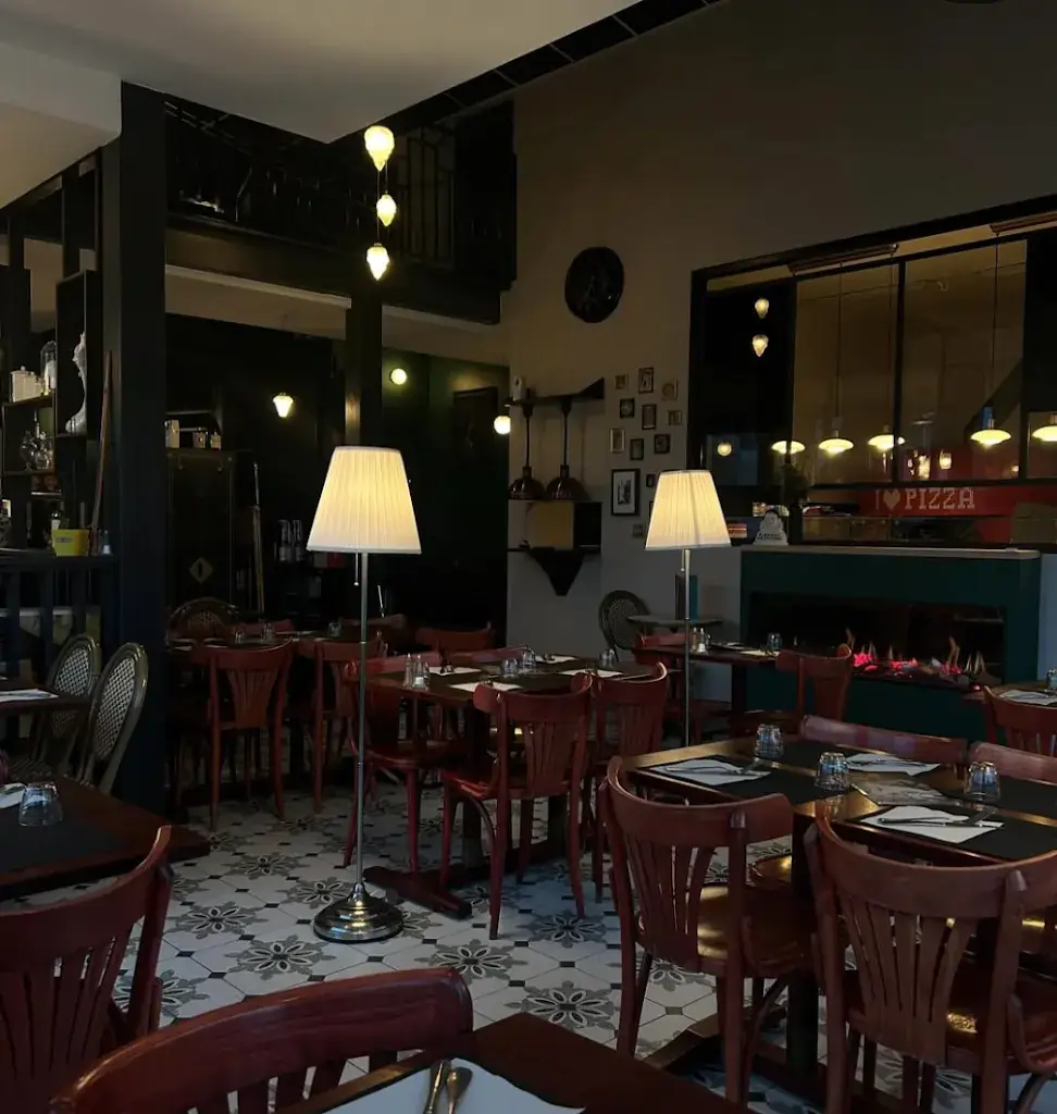 Louis/BigLouis_Pouillon_slider_image_3