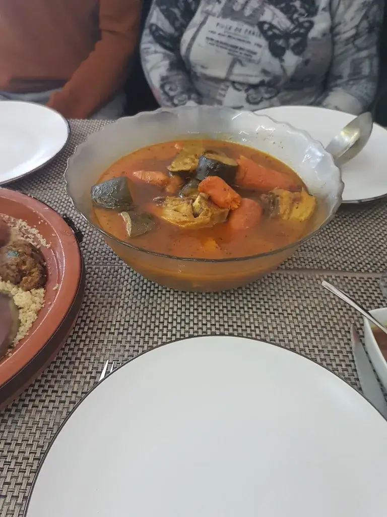 Carine M_Chez papi au port_Sainte-Marie-la-Mer_review